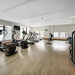 Luxurious 2Bdr & Guests Room-Mada Residences
